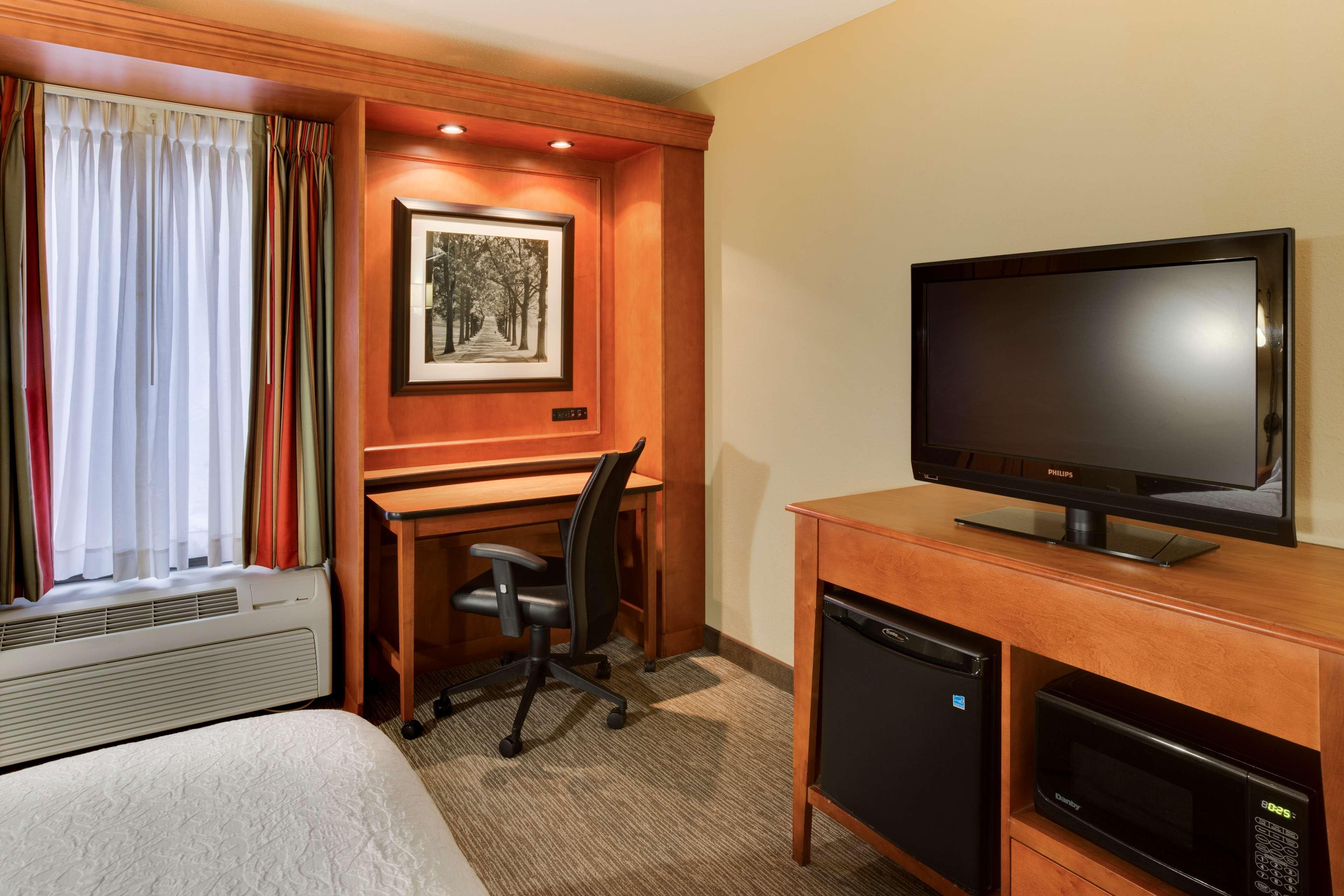 Hampton Pittsburgh Greentree 3* Crafton