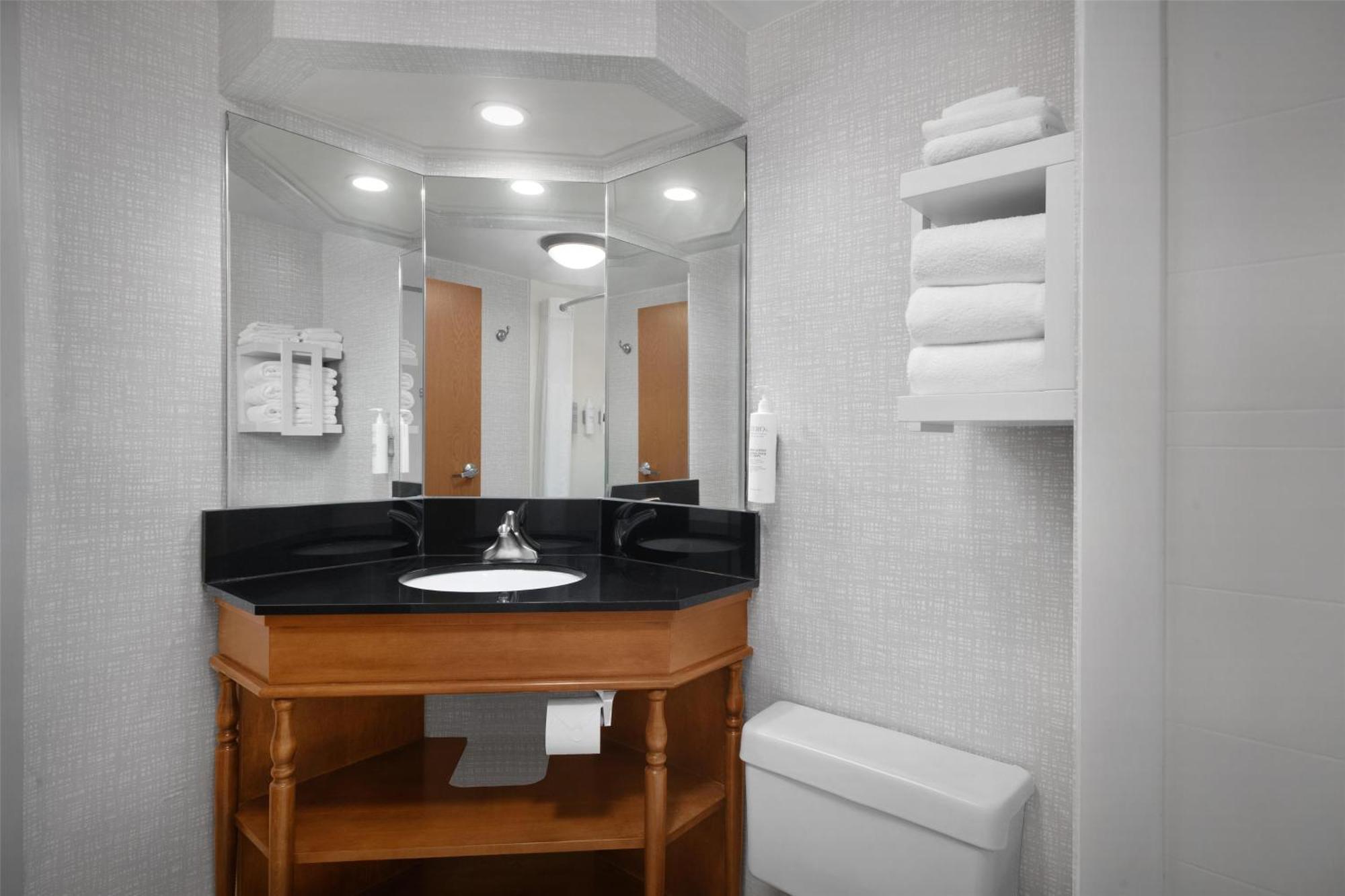 Hotel Hampton Pittsburgh Greentree 3*